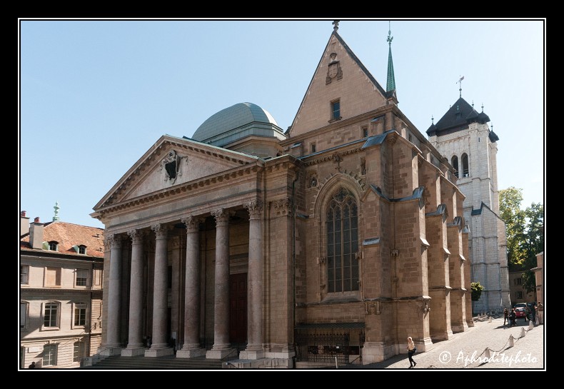 039 La cathédrale St Pierre